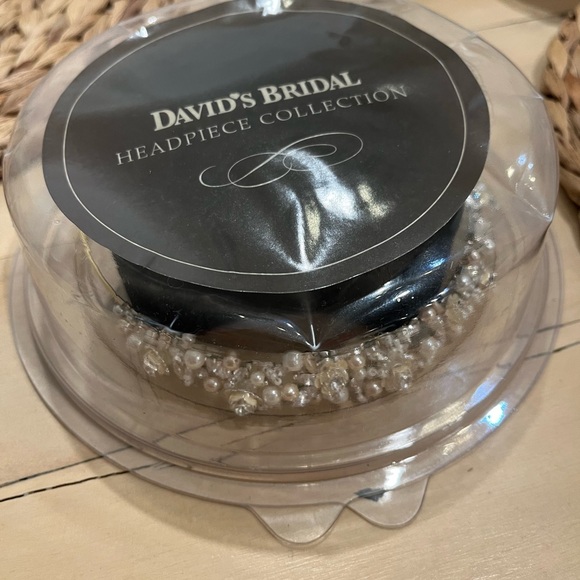 Headpiece - Picture 3 of 3